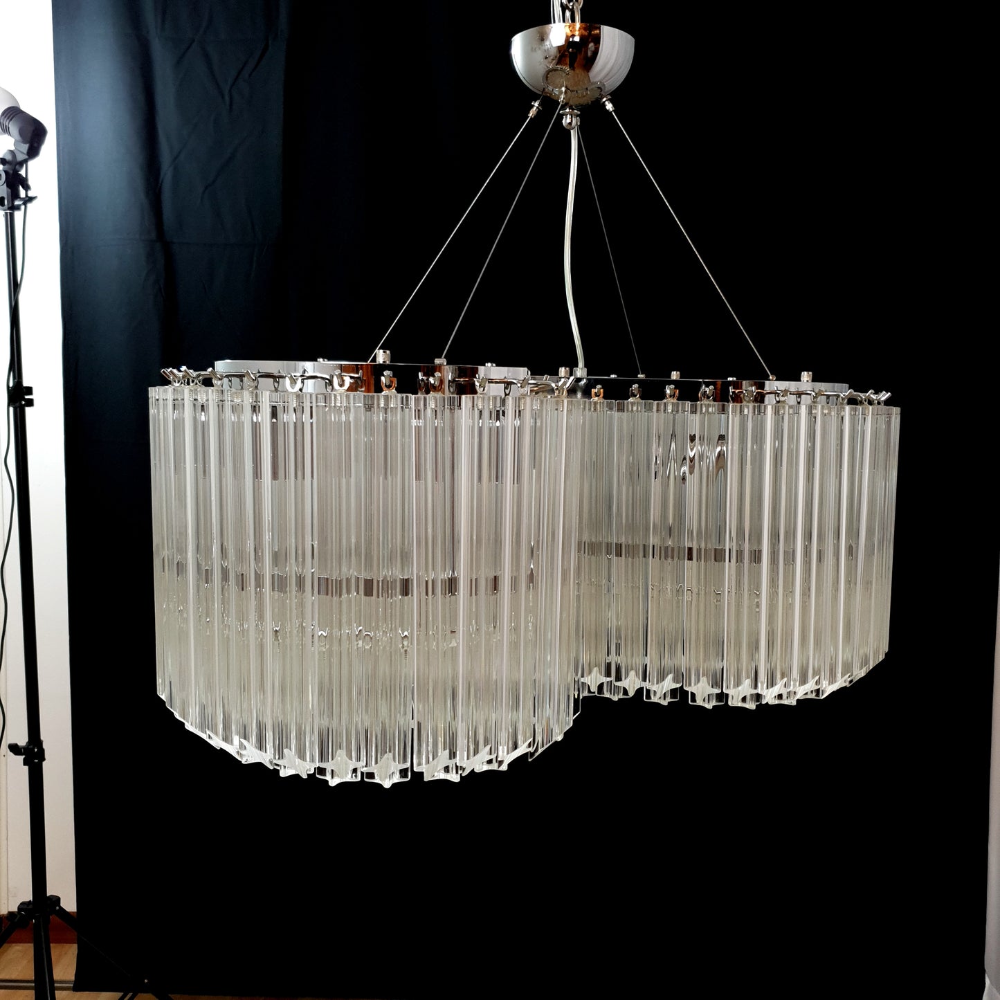 Lampadario Murano Vintage,stile Venini, anni'70.Meraviglioso con la sua forma a lettera "S" con vetri prismi di Murano. Made in Venice Italy