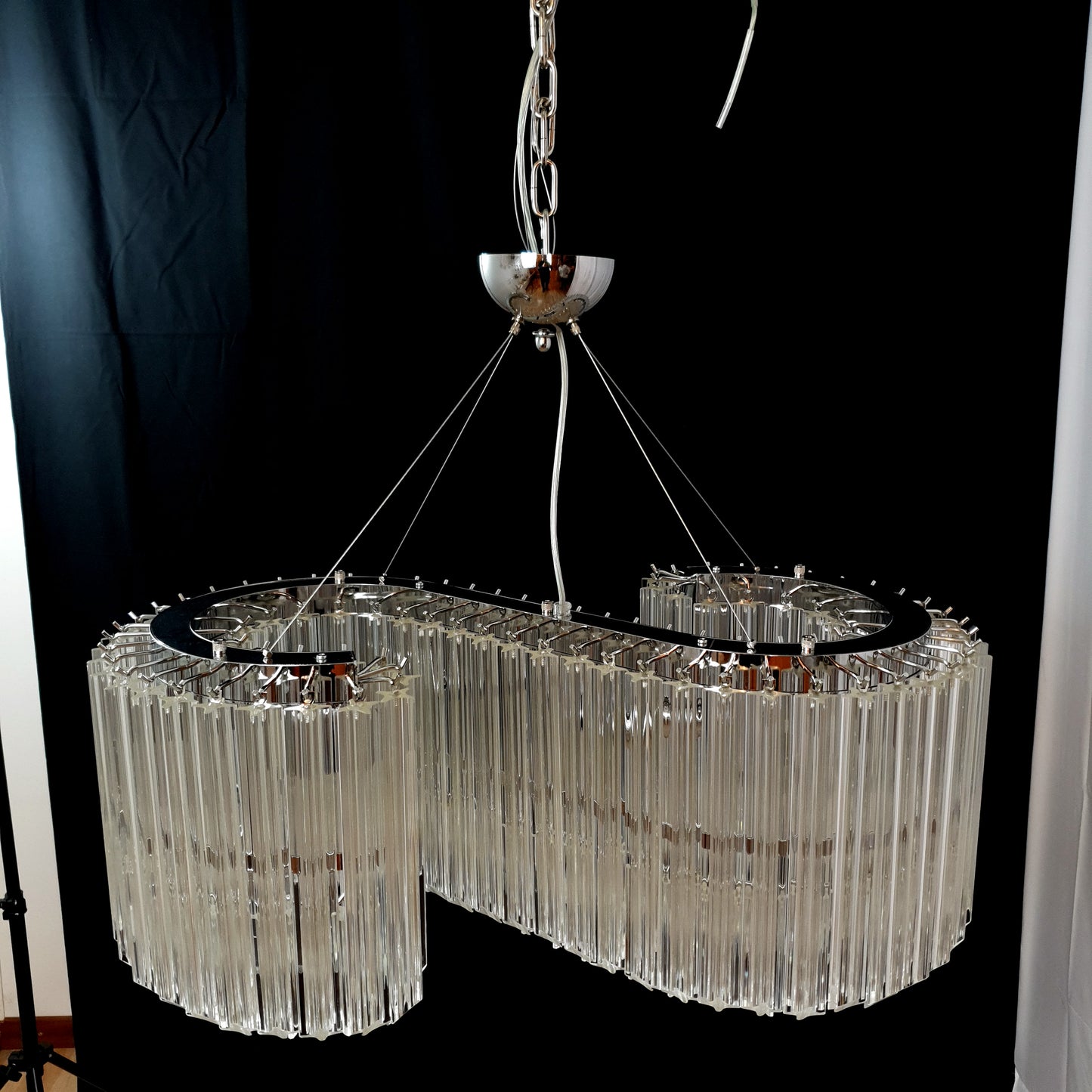 Lampadario Murano Vintage,stile Venini, anni'70.Meraviglioso con la sua forma a lettera "S" con vetri prismi di Murano. Made in Venice Italy