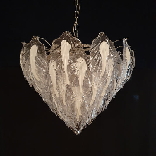 Lampadario Vintage Murano, stile Mazzega,anni '80. Con  vetro di Murano foglia cristallo con anima bianca. Designed and Made in Venice Italy