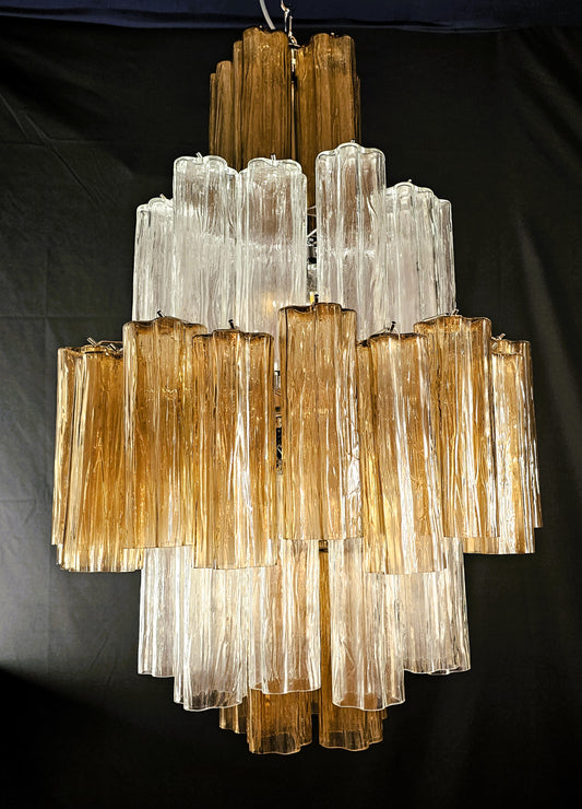 Lampadario di Murano con Vetri tronchi fatti a mano fumè e cristallo. Designed and Made in Venice,Italy