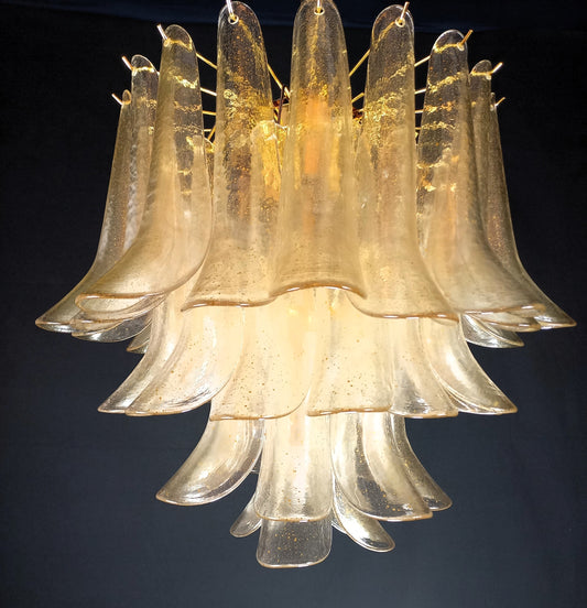 Lampadario Vintage Murano, stile Mazzega, anni'70. Vetri di Murano petali cristallo oro. Designed and Made in Venice, Italy.