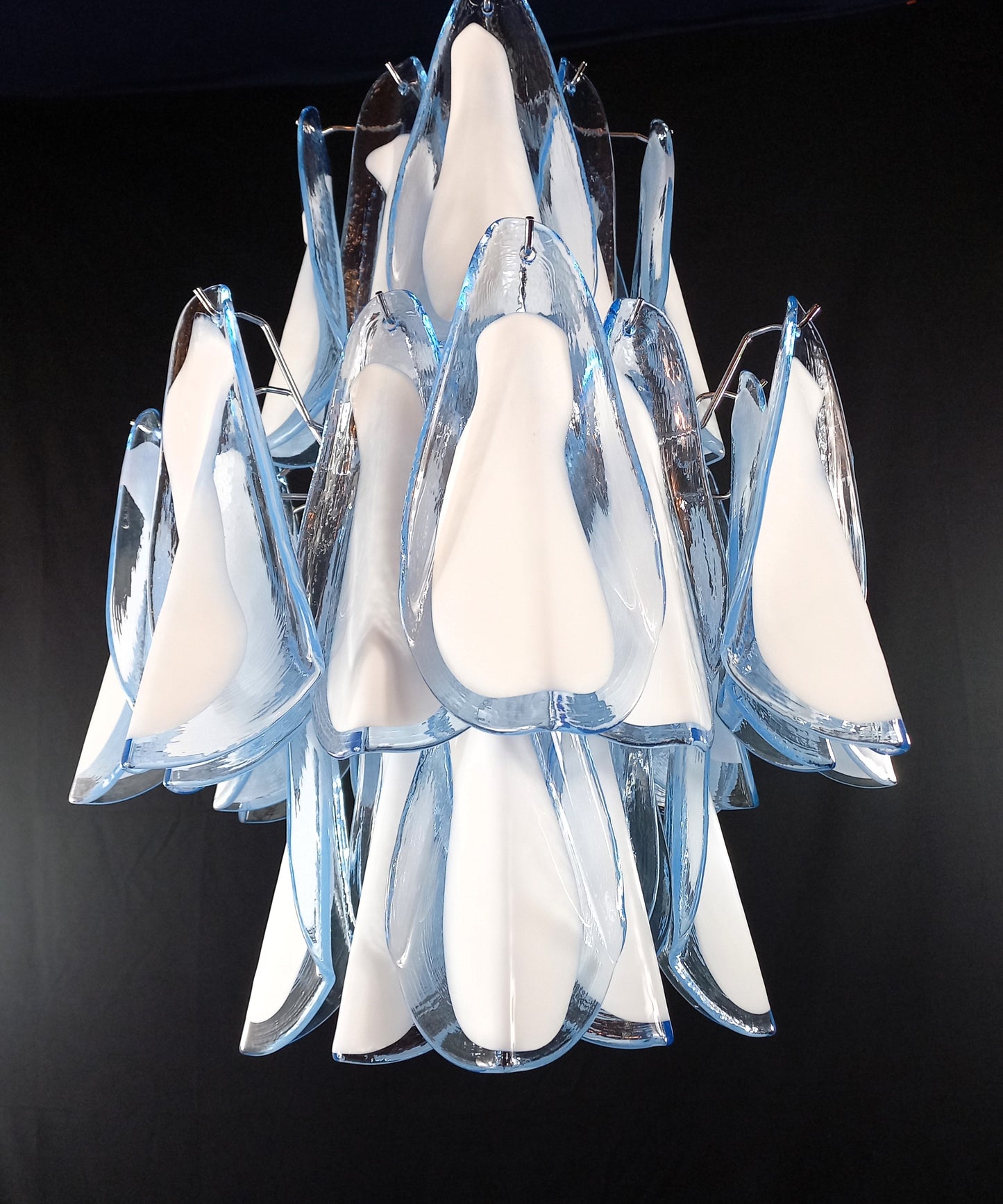Lampadario di Murano artigianale stile Impero. Con vetri di Murano fatti a mano. Made in Murano, Italy