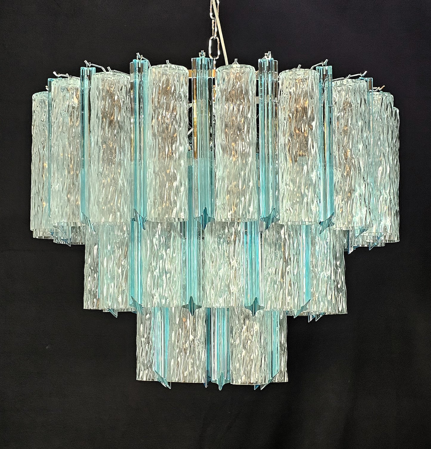 Lampadario Vintage di Murano, stile Barovier, anni'80. Con vetri di Murano prismi e tubi cilindro cristallo. Designed and made in Italy