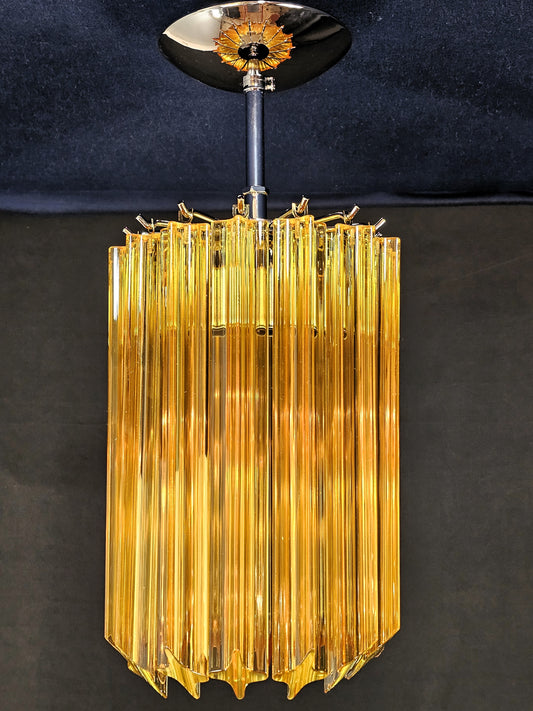 Lampada Plafoniera Vintage Murano, stile Venini, anni'70. Vetri prismi di Murano in cristallo colore ambra. Designed and Made in Italy.
