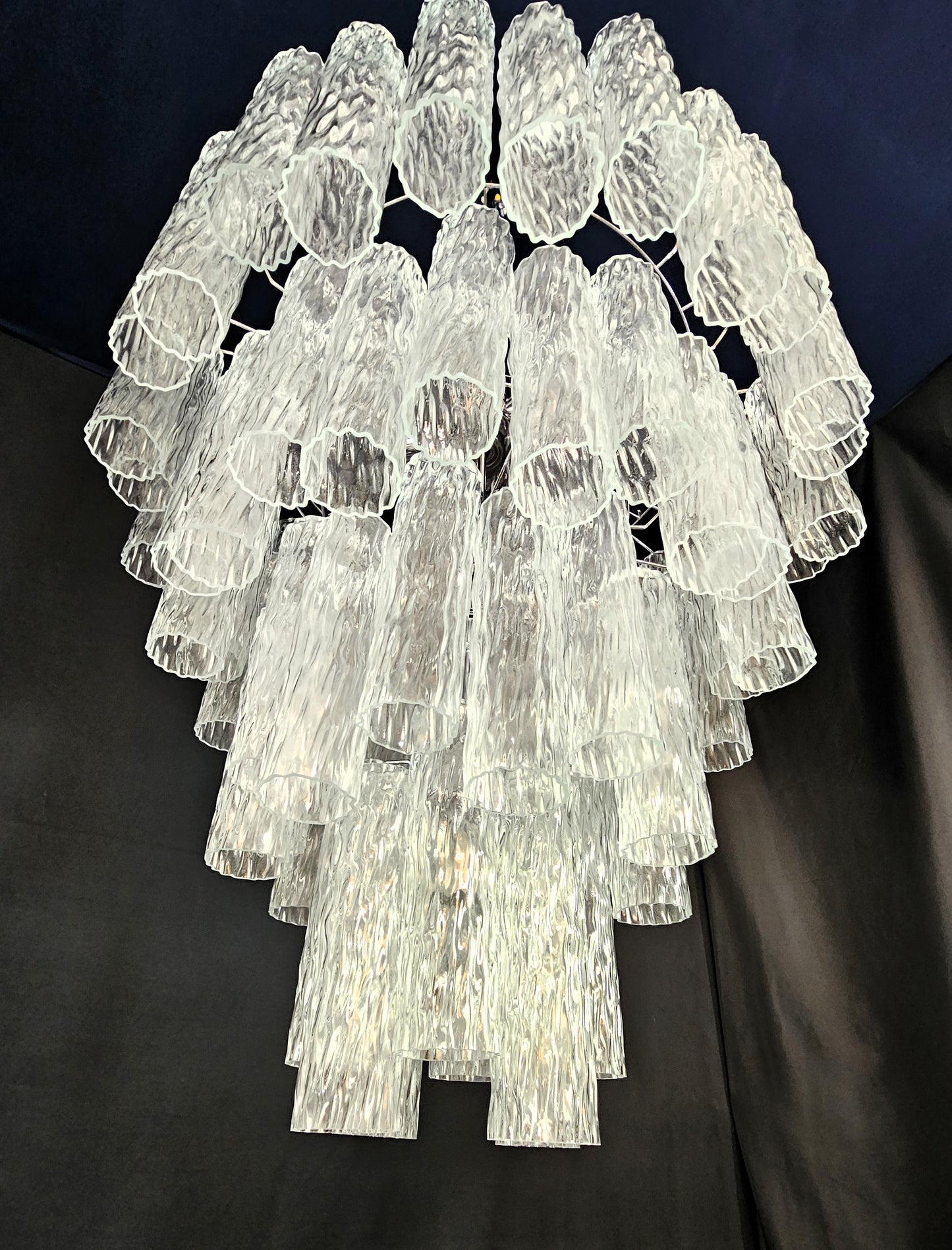 Lampadario Vintage Murano, stile Barovier, anni'80. Vetri di Murano tubi cilindro in cristallo. Designed and Made in Venice, Italy
