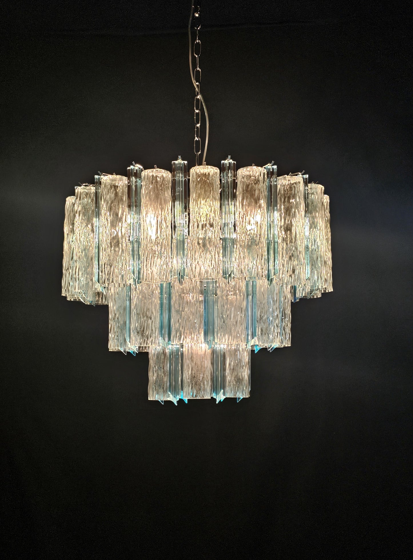 Lampadario Vintage di Murano, stile Barovier, anni'80. Con vetri di Murano prismi e tubi cilindro cristallo. Designed and made in Italy