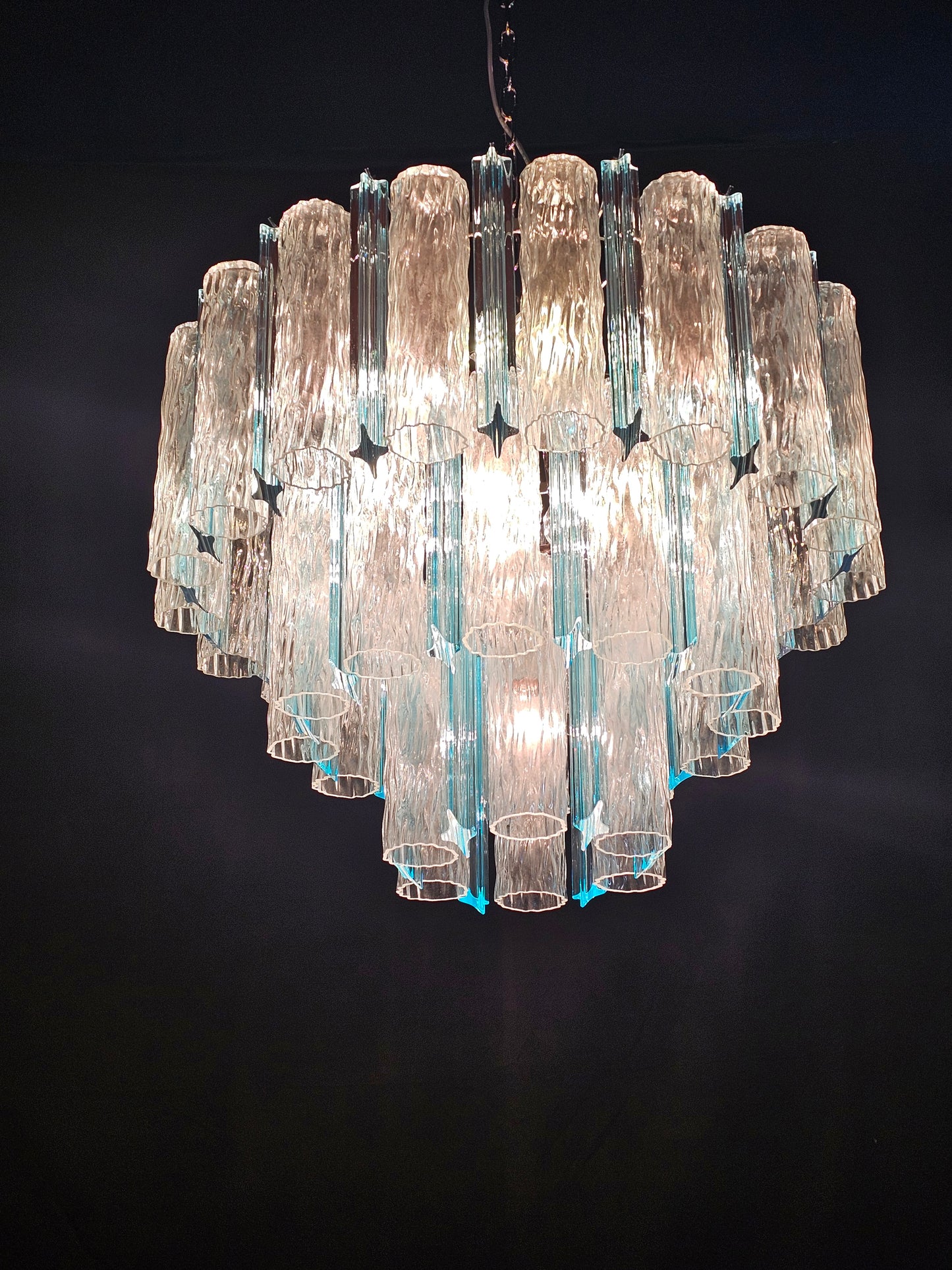 Lampadario Vintage di Murano, stile Barovier, anni'80. Con vetri di Murano prismi e tubi cilindro cristallo. Designed and made in Italy
