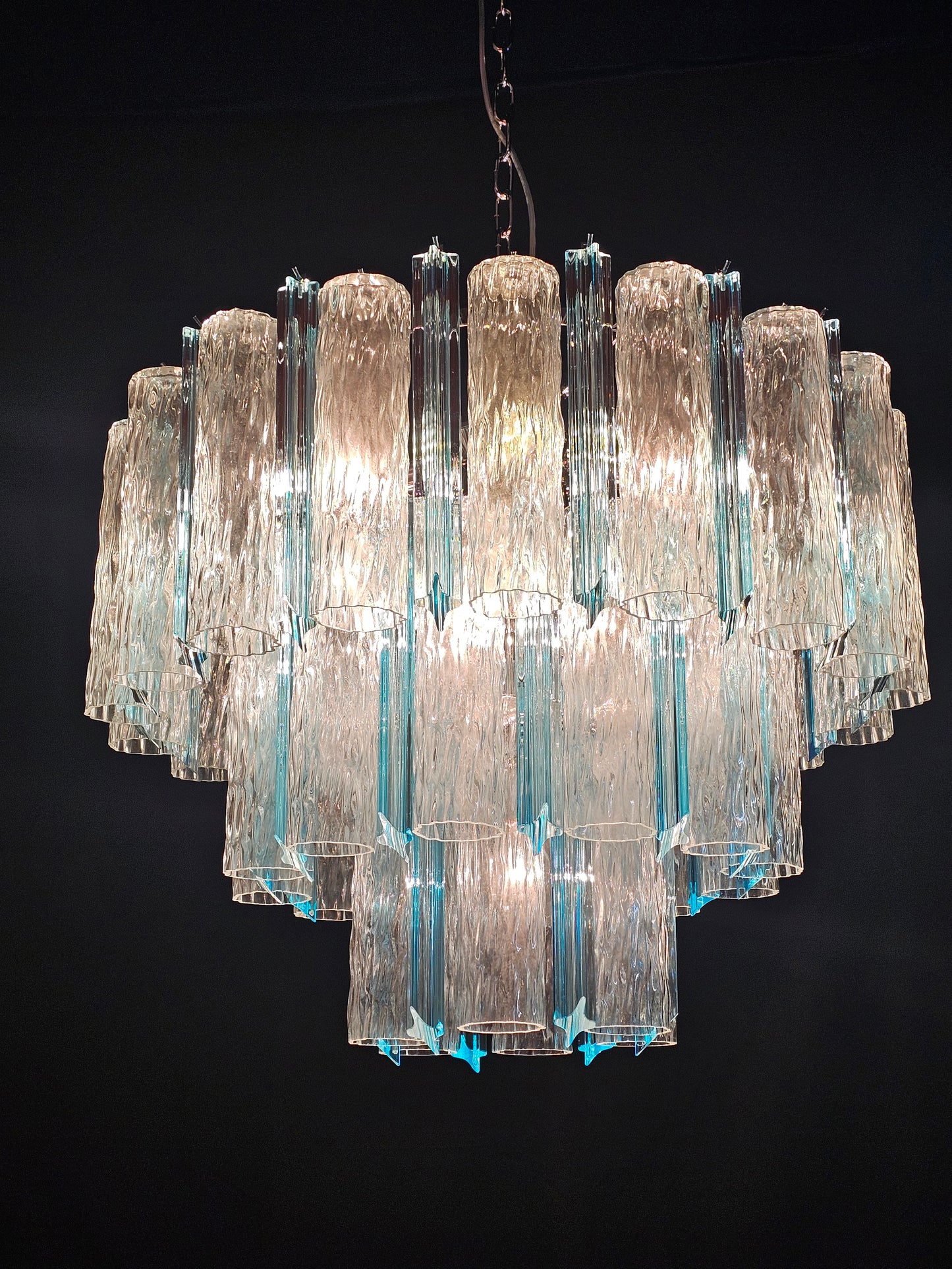 Lampadario Vintage di Murano, stile Barovier, anni'80. Con vetri di Murano prismi e tubi cilindro cristallo. Designed and made in Italy