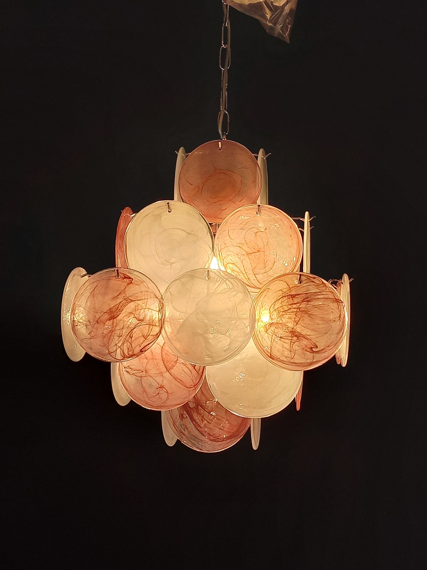 Lampadario Vintage quadrato a vetri dischi. Vetri dischi artigianali in alabastro, made in Murano, Italy