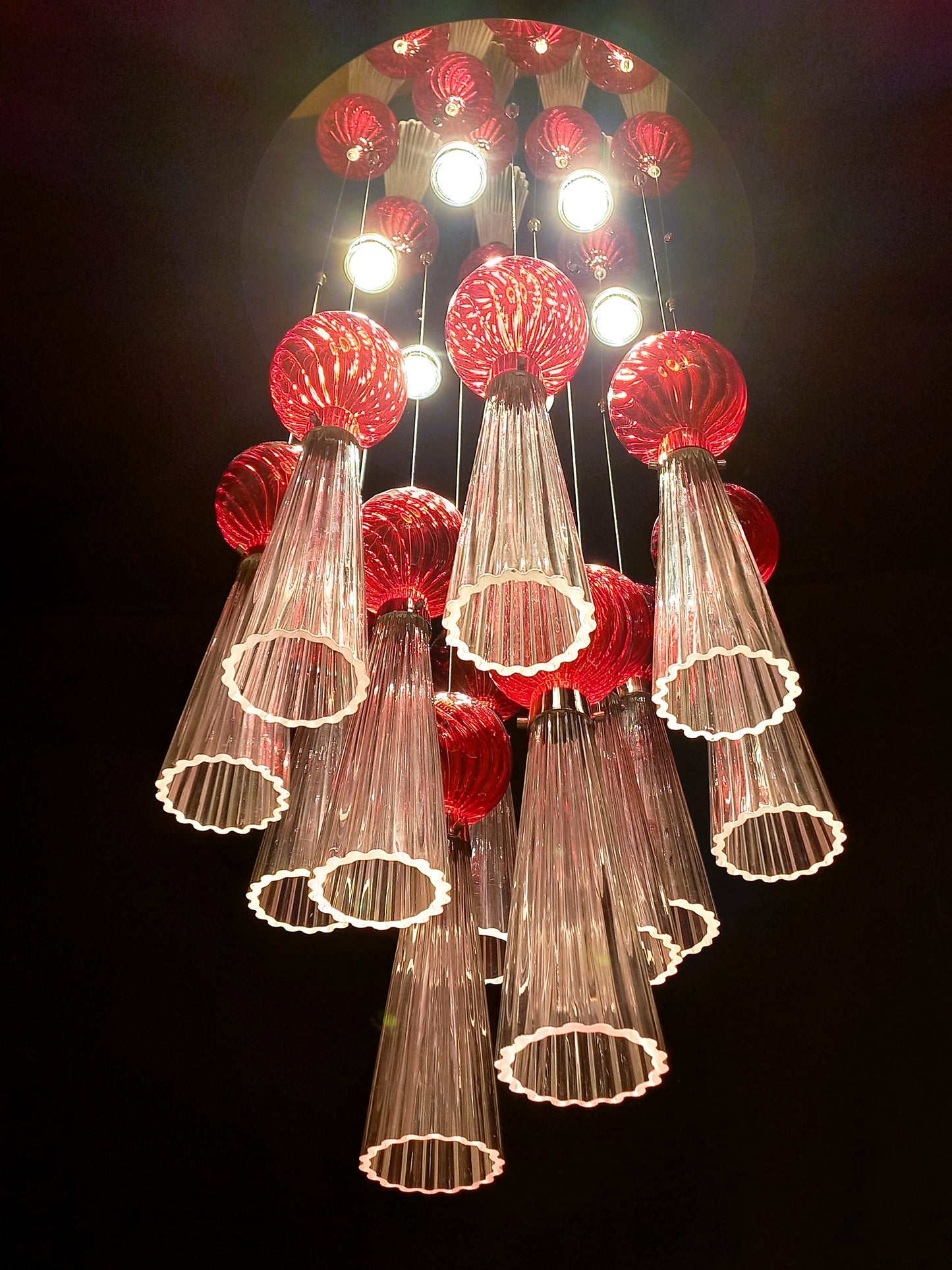 Imperiale Lampadario plafoniera a Led, con vetri di Murano fatti a mano. Regolabile. Made in Murano, Italy.