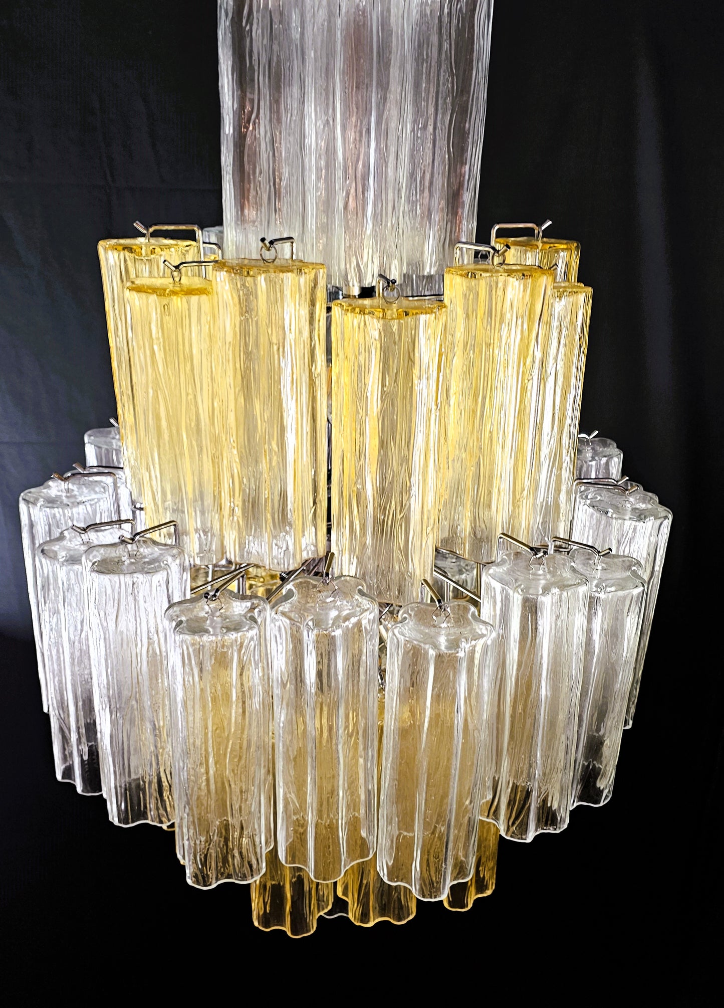 Lampadario di Murano a Vetri tronchi fatti a mano, ambra e cristallo. Designed and Made in Venice,Italy