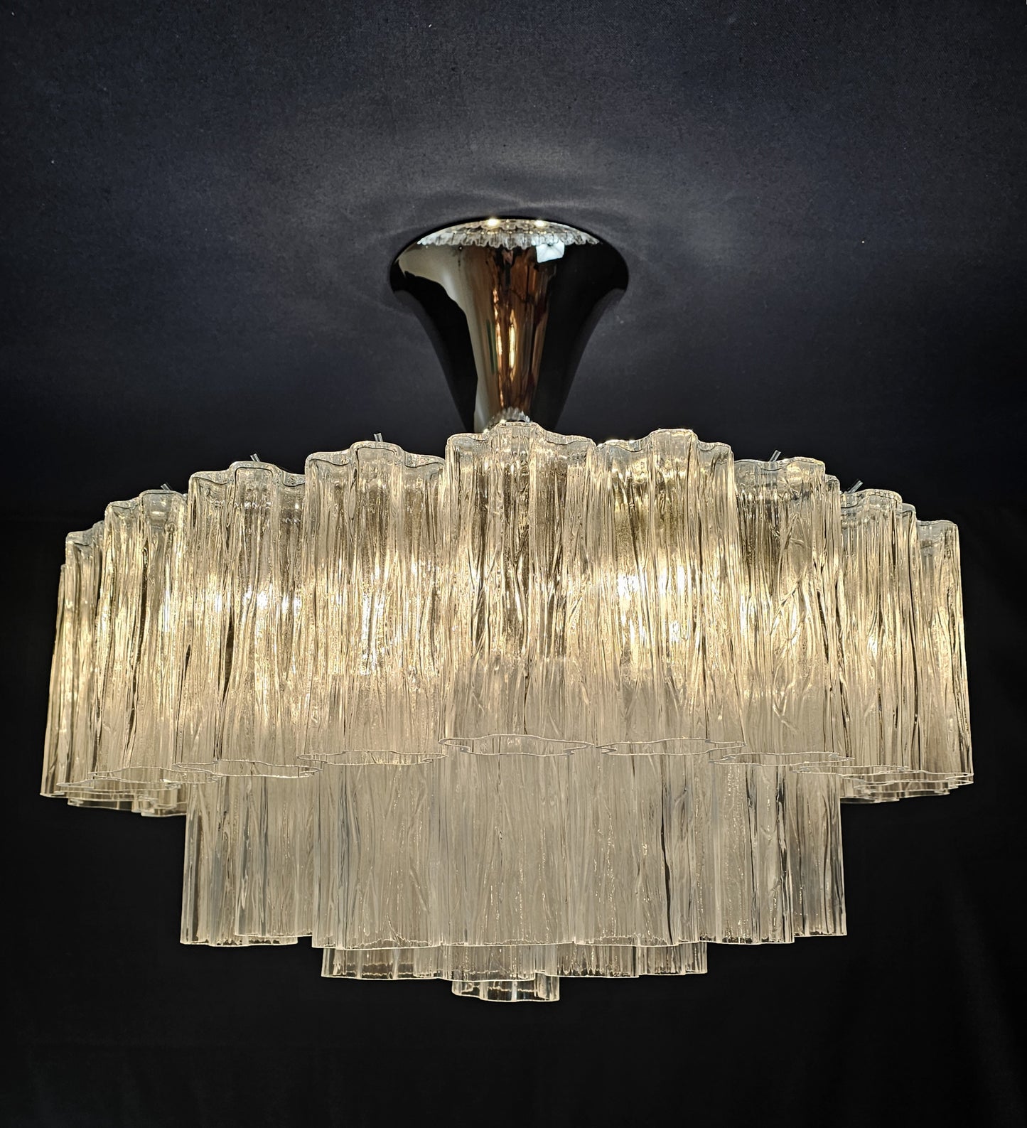 Lampadario di Murano a Vetri tronchi in cristallo fatti a mano. Designed and Made in Murano ,Italy