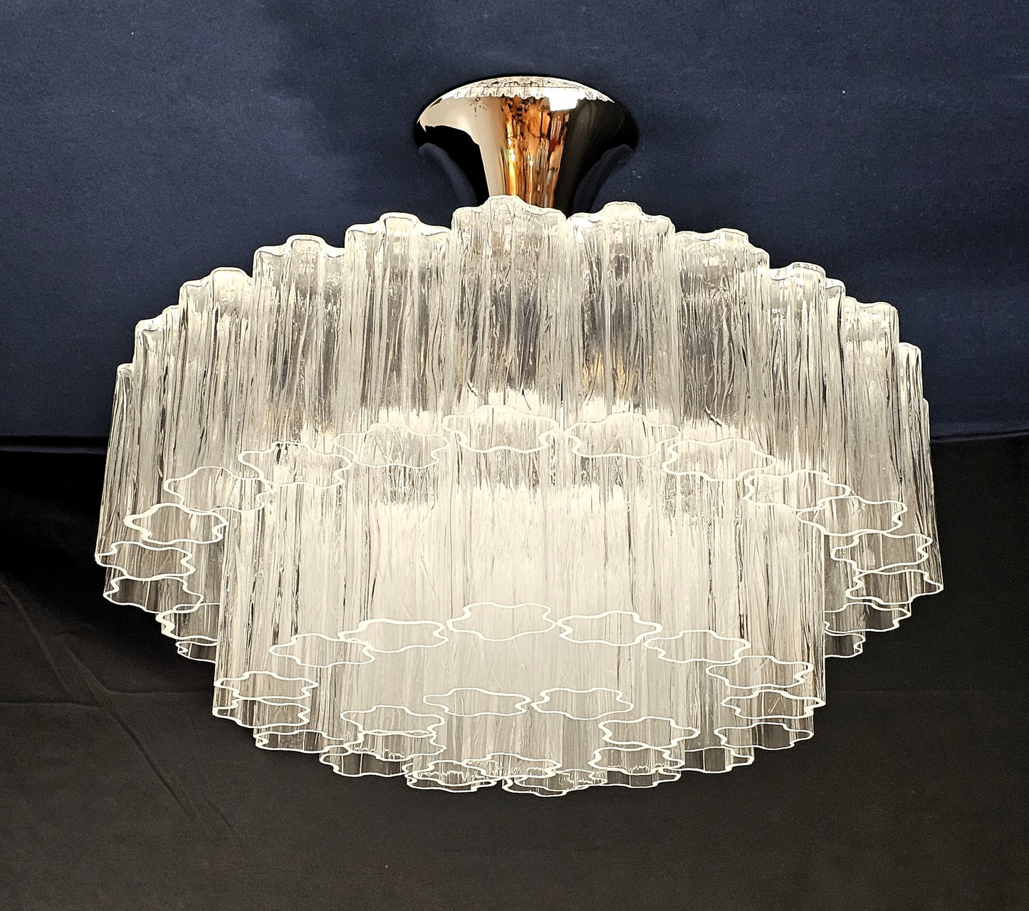 Lampadario di Murano a Vetri tronchi in cristallo fatti a mano. Designed and Made in Murano ,Italy