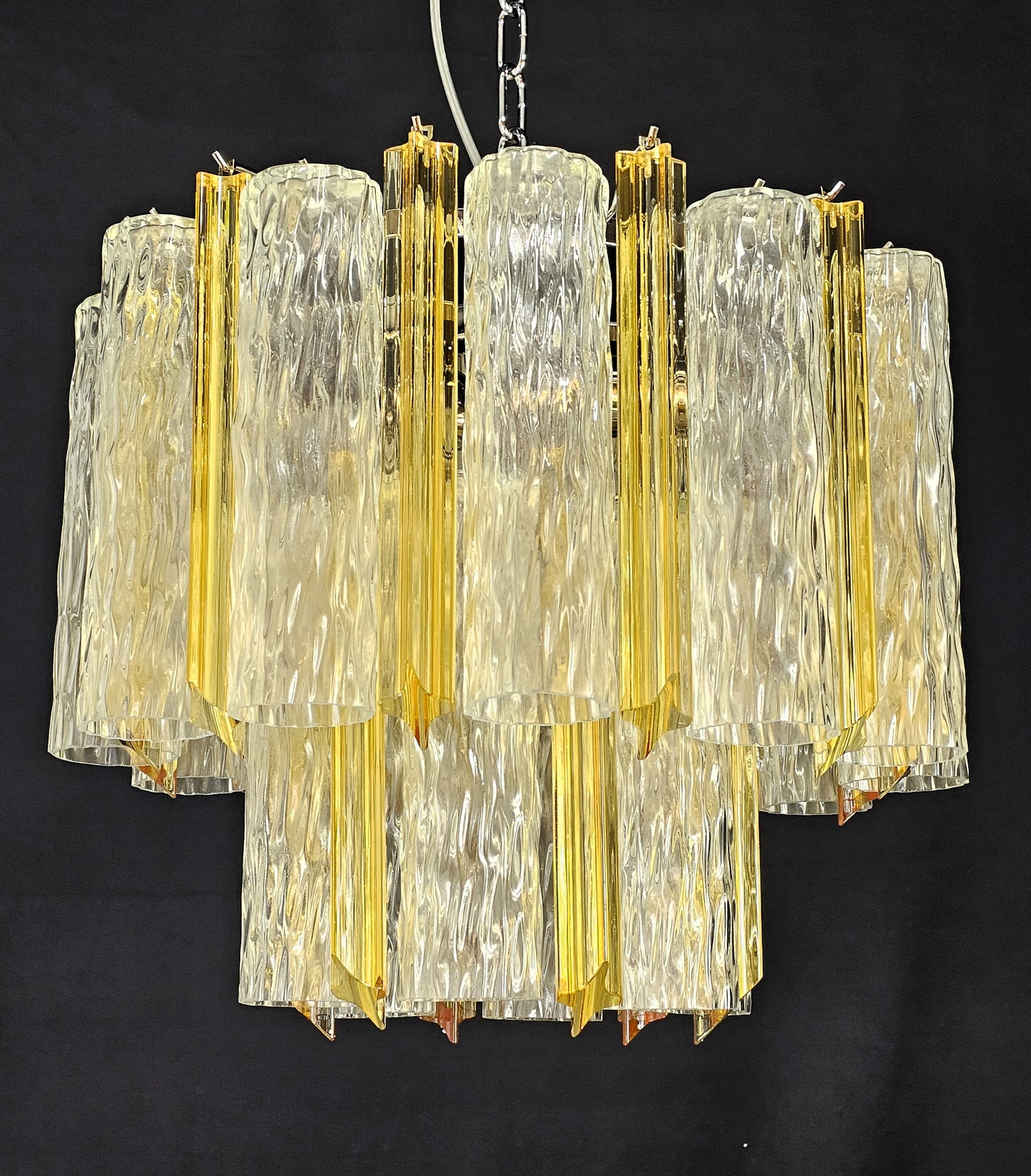 Lampadario Vintage di Murano, stile Barovier, anni'80. Vetri di Murano prismi ambra e tubi cilindro cristallo. Designed and made in Italy