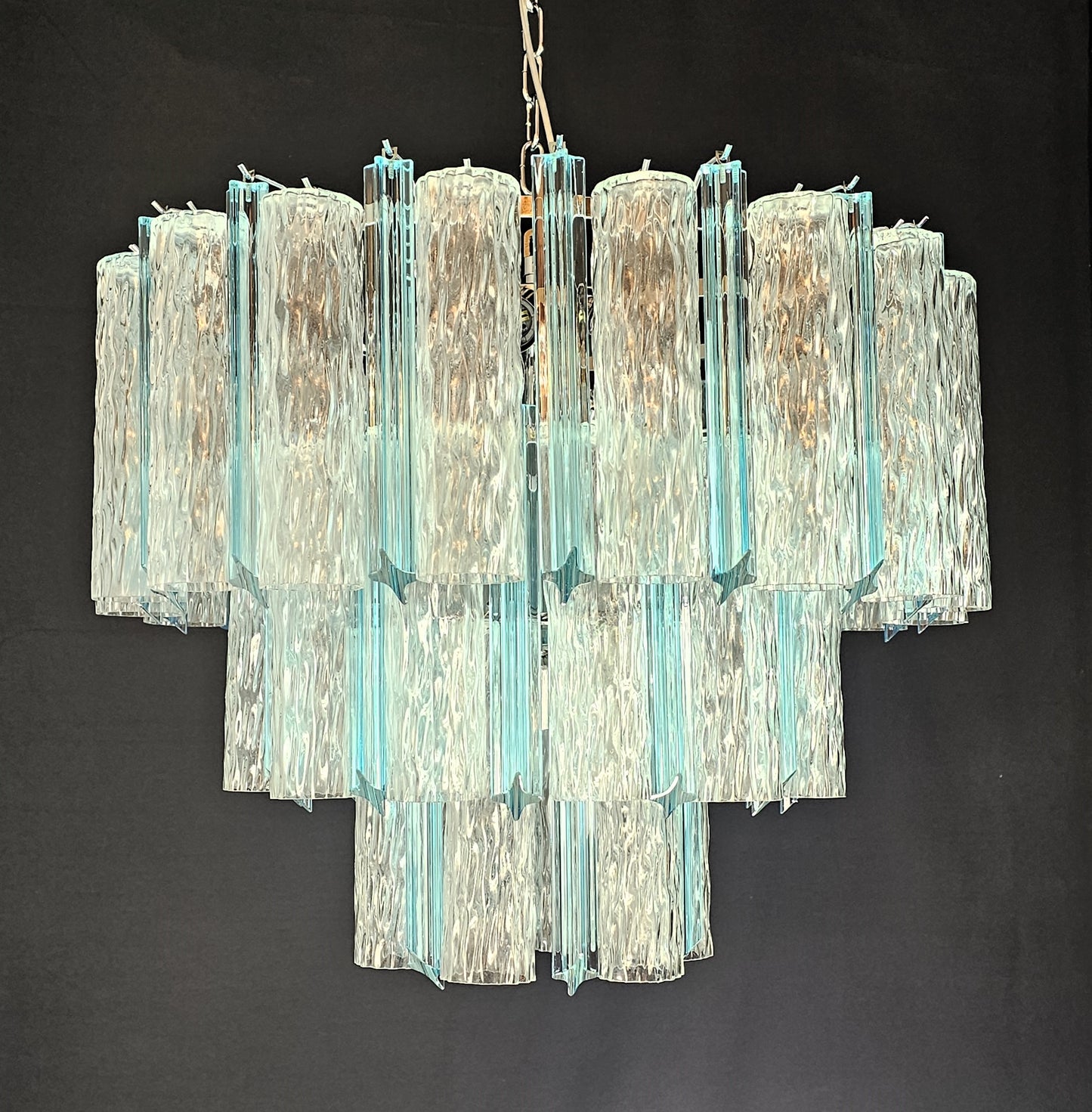 Lampadario Vintage di Murano, stile Barovier, anni'80. Con vetri di Murano prismi e tubi cilindro cristallo. Designed and made in Italy