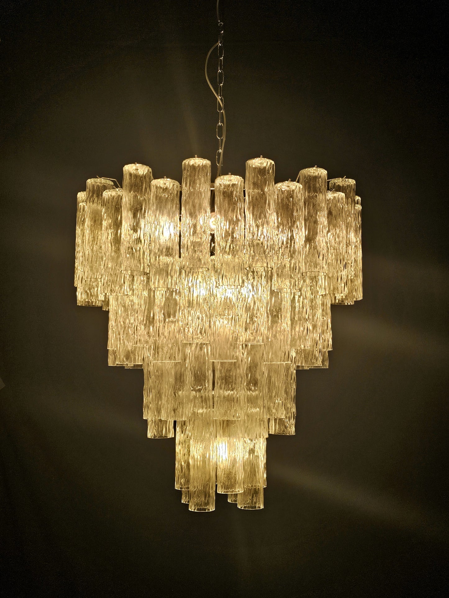 Lampadario Vintage Murano, stile Barovier, anni'80. Vetri di Murano tubi cilindro in cristallo. Designed and Made in Venice, Italy