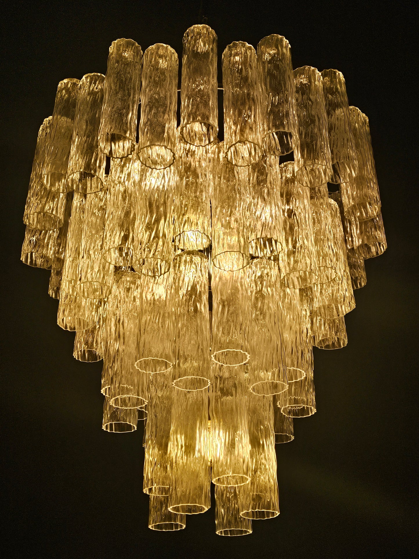 Lampadario Vintage Murano, stile Barovier, anni'80. Vetri di Murano tubi cilindro in cristallo. Designed and Made in Venice, Italy