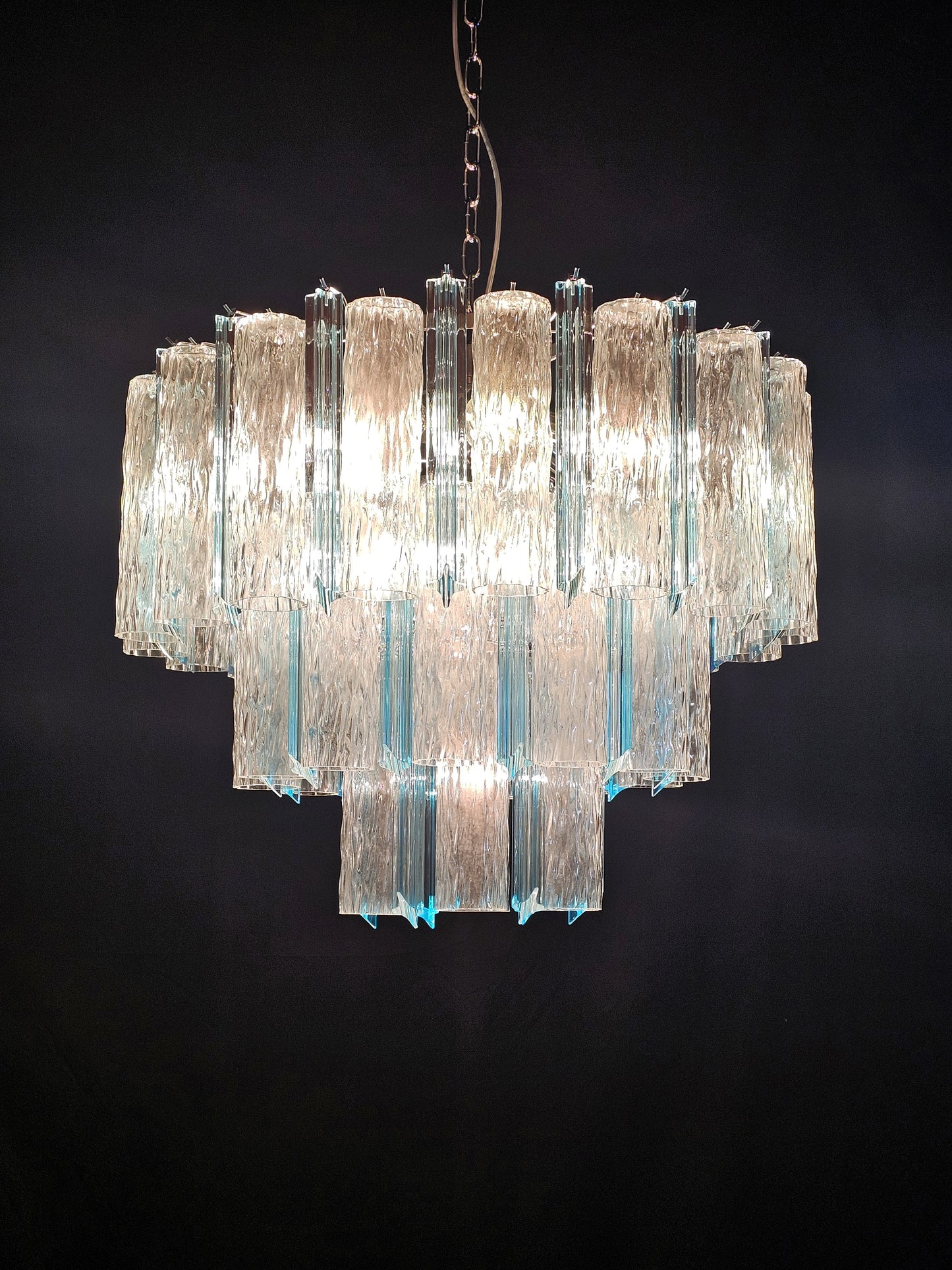 Lampadario Vintage di Murano, stile Barovier, anni'80. Con vetri di Murano prismi e tubi cilindro cristallo. Designed and made in Italy
